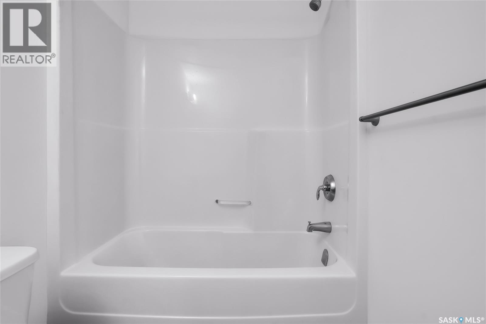 4 1060 Parr Hill DRIVE — photo 23