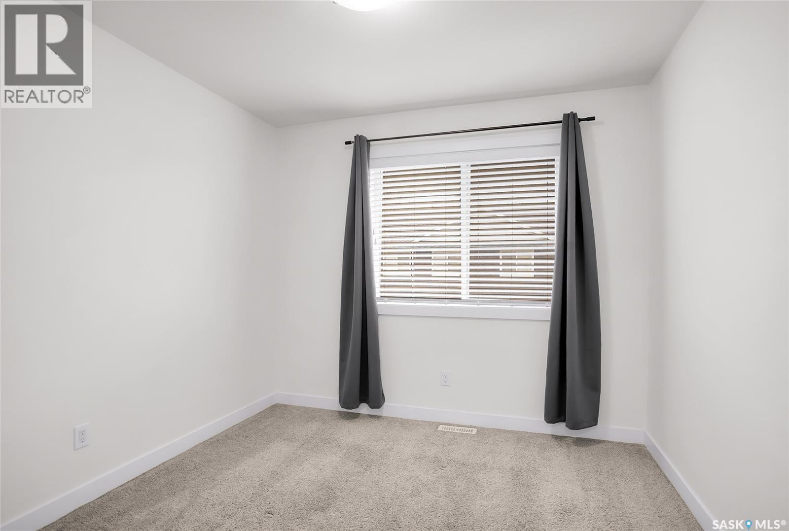4 1060 Parr Hill DRIVE — photo 24