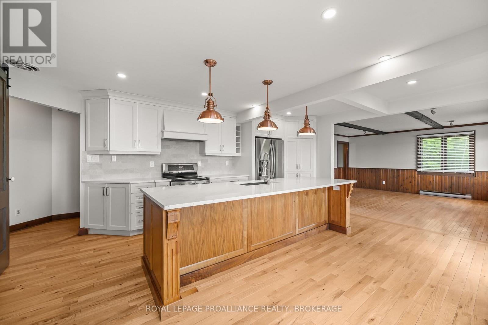 20 RIVERSIDE DRIVE - 20