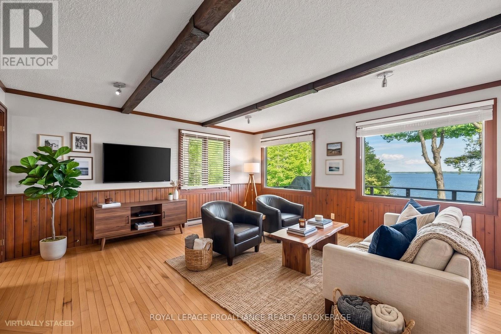 20 RIVERSIDE DRIVE - 24