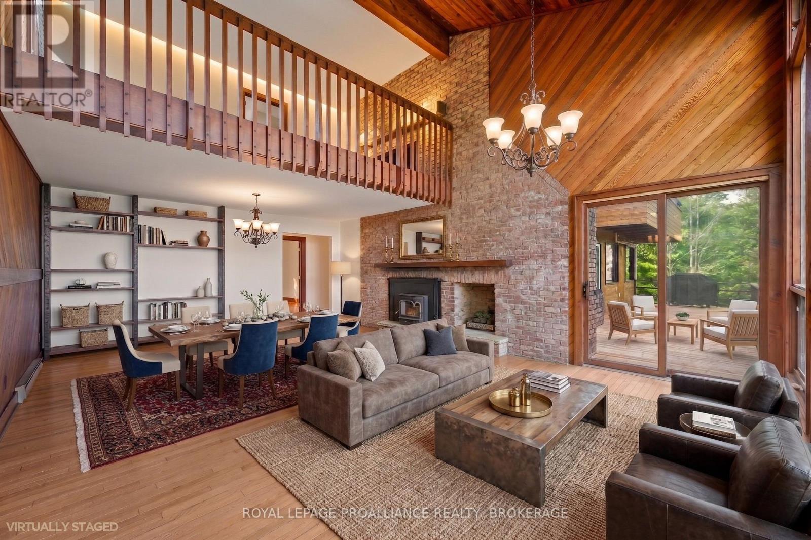20 RIVERSIDE DRIVE - 14