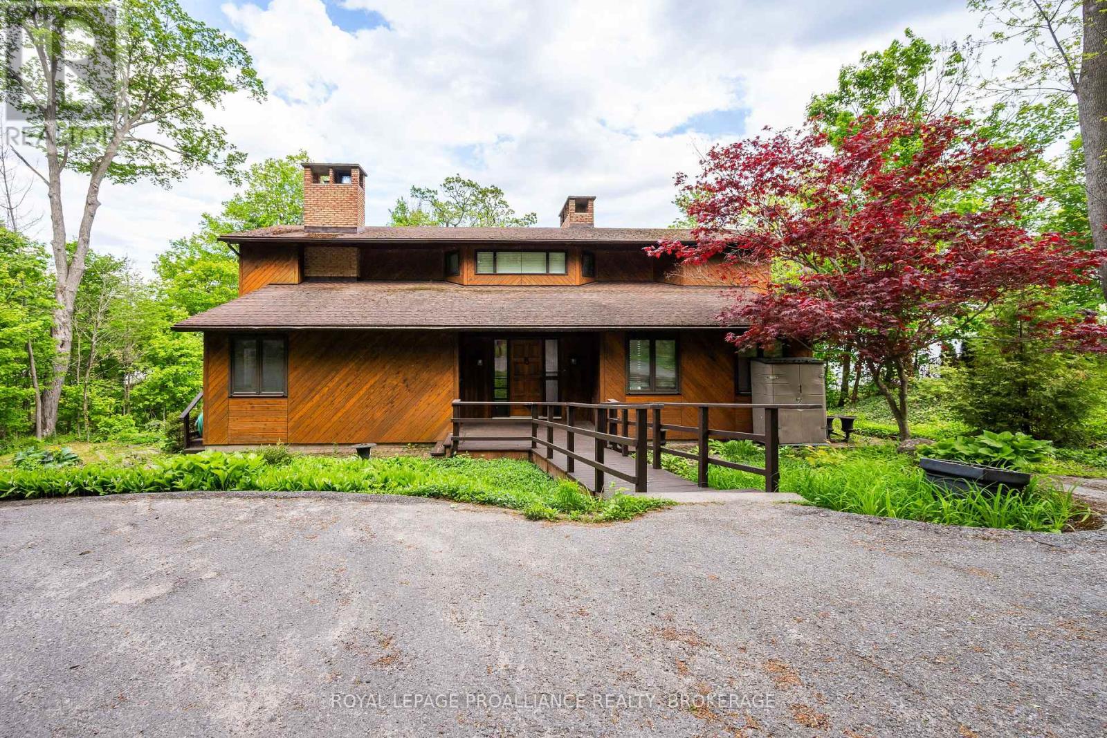 20 RIVERSIDE DRIVE - 4