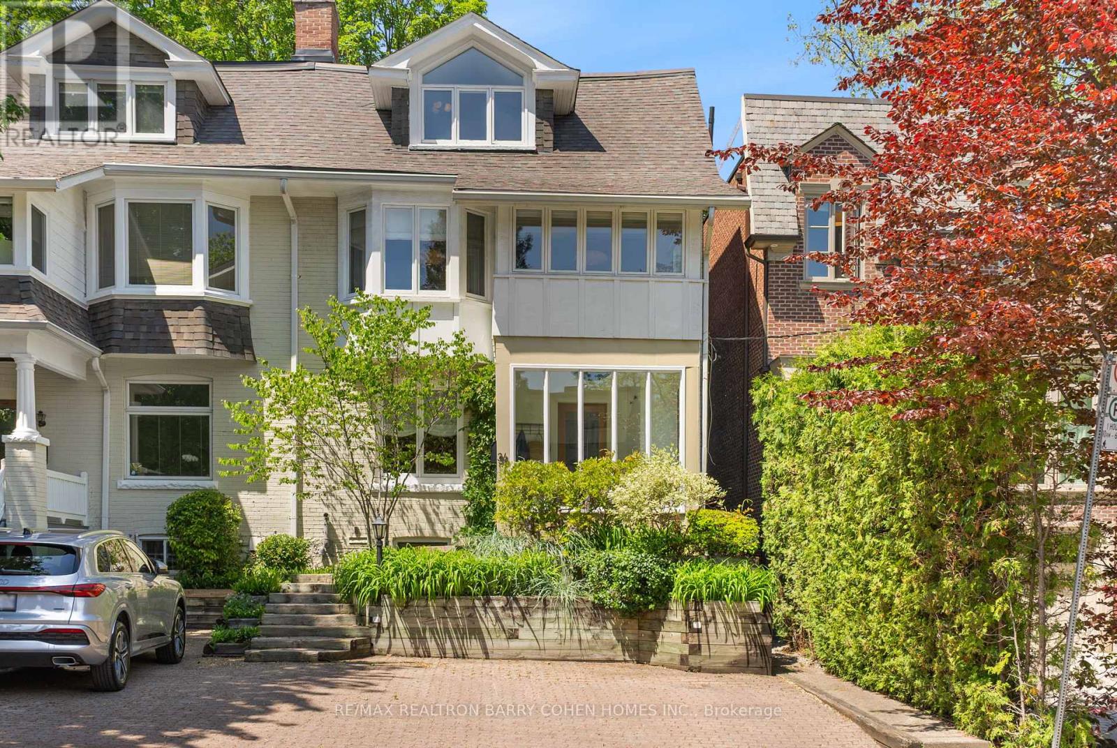 36 WOODLAWN AVENUE W - 1