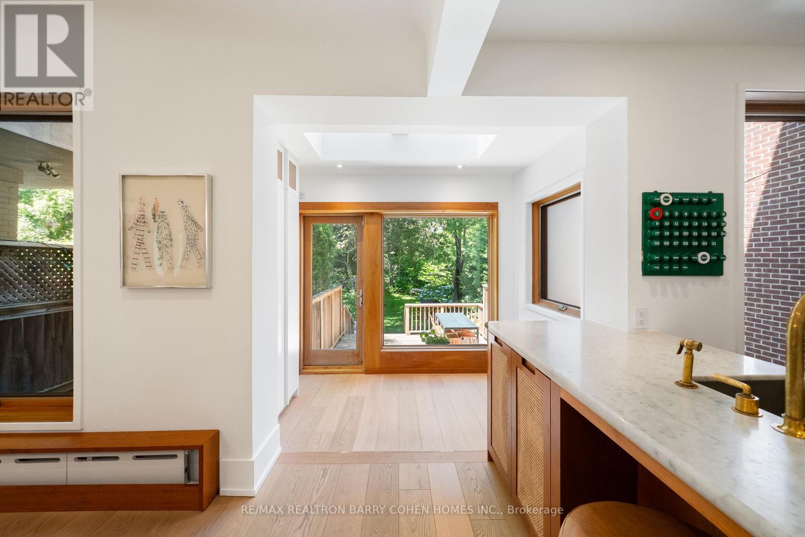 36 WOODLAWN AVENUE W - 22