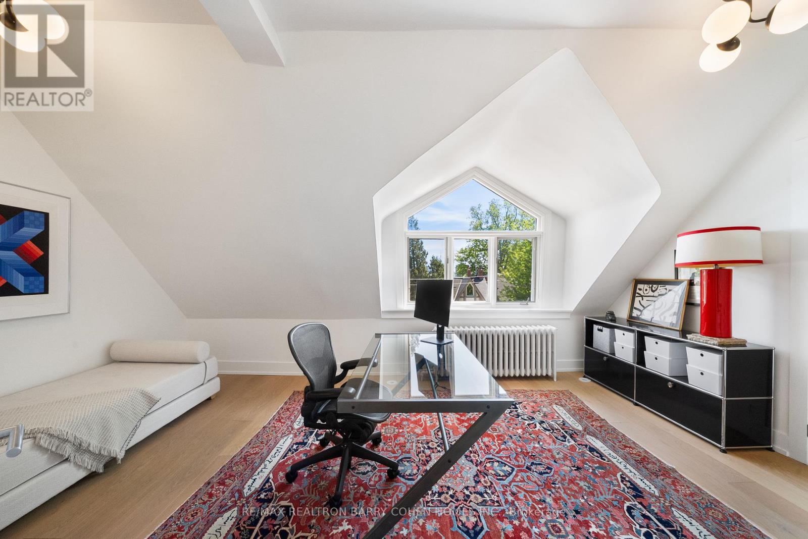 36 WOODLAWN AVENUE W - 37