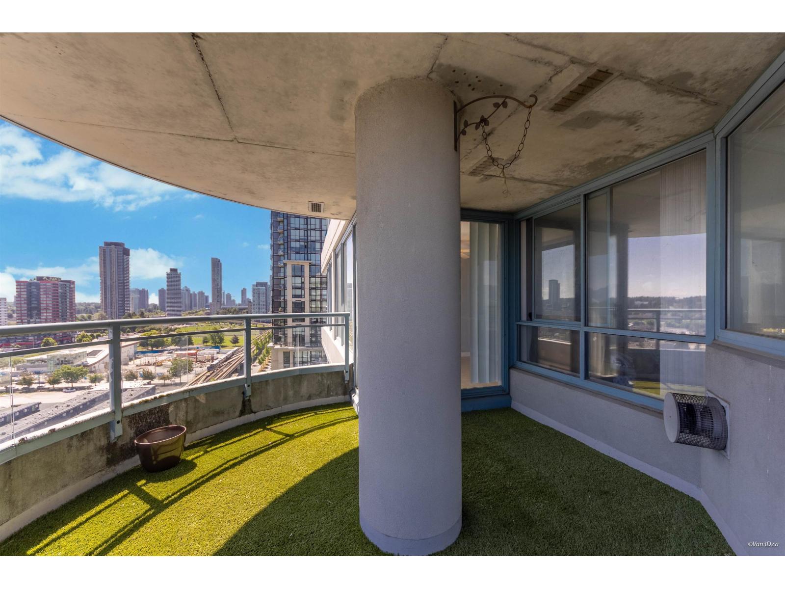 1806 13383 108 AVENUE