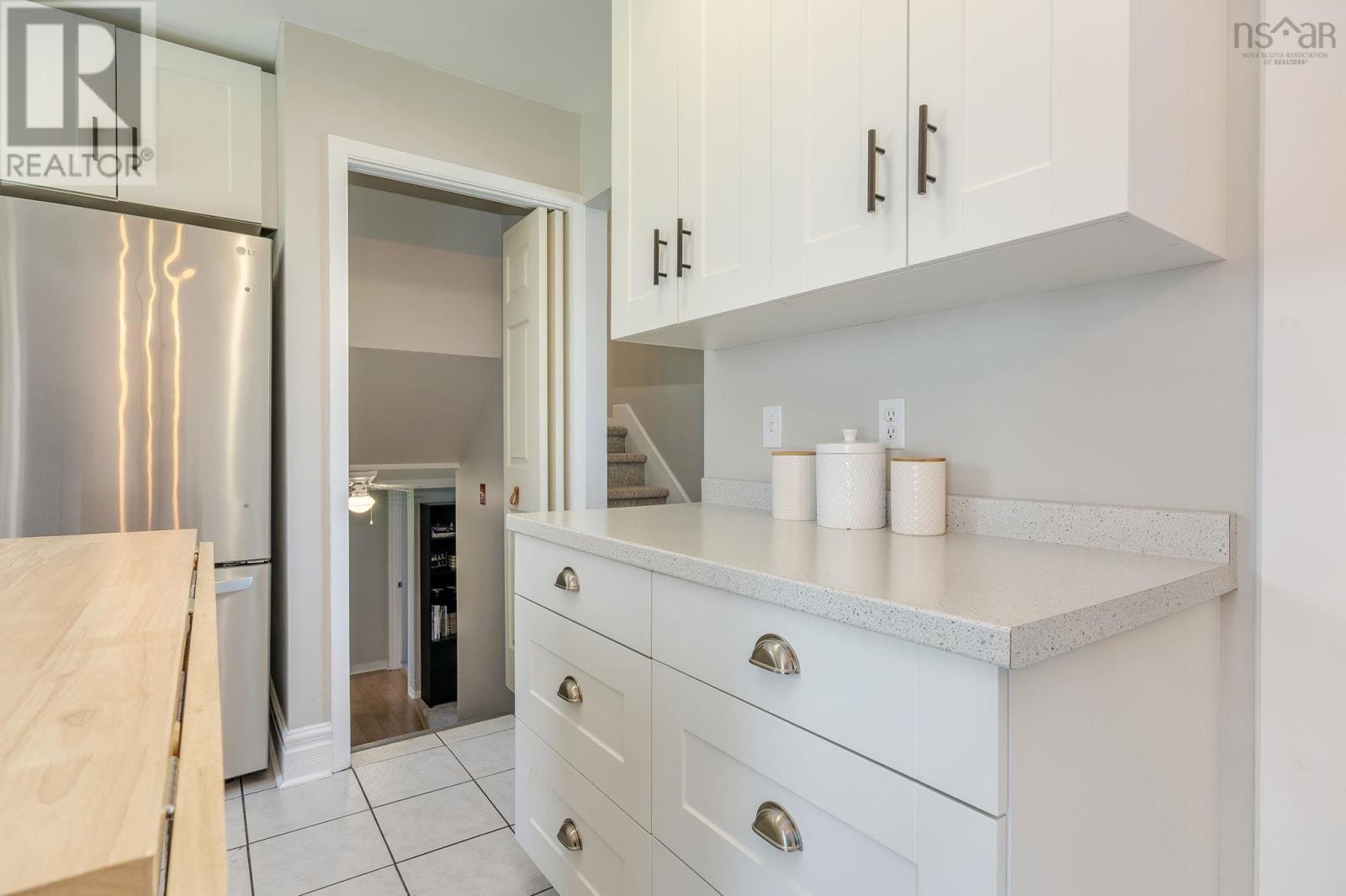 Property 20 of 50 of 41 Dumbarton Avenue