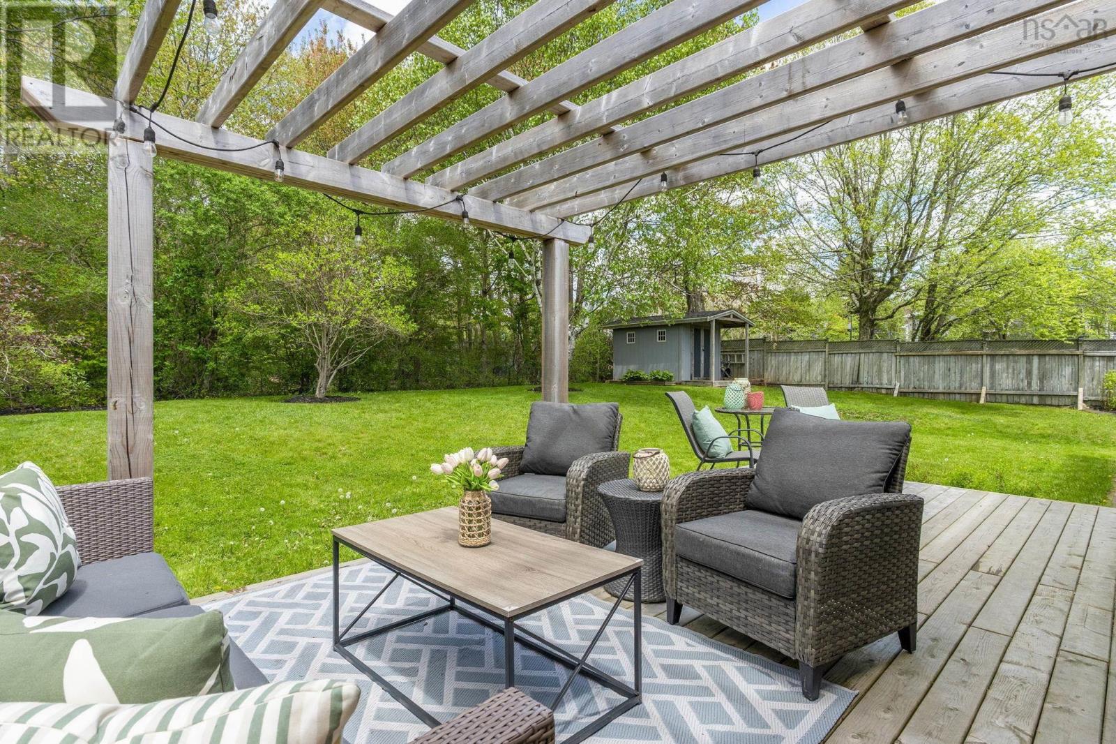 Property 21 of 50 of 41 Dumbarton Avenue