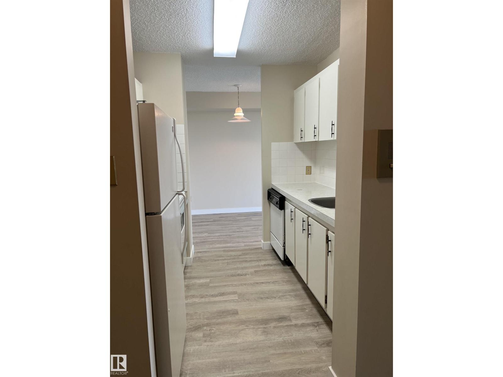 #1802 PH 9835 113 ST NW NW — photo 29
