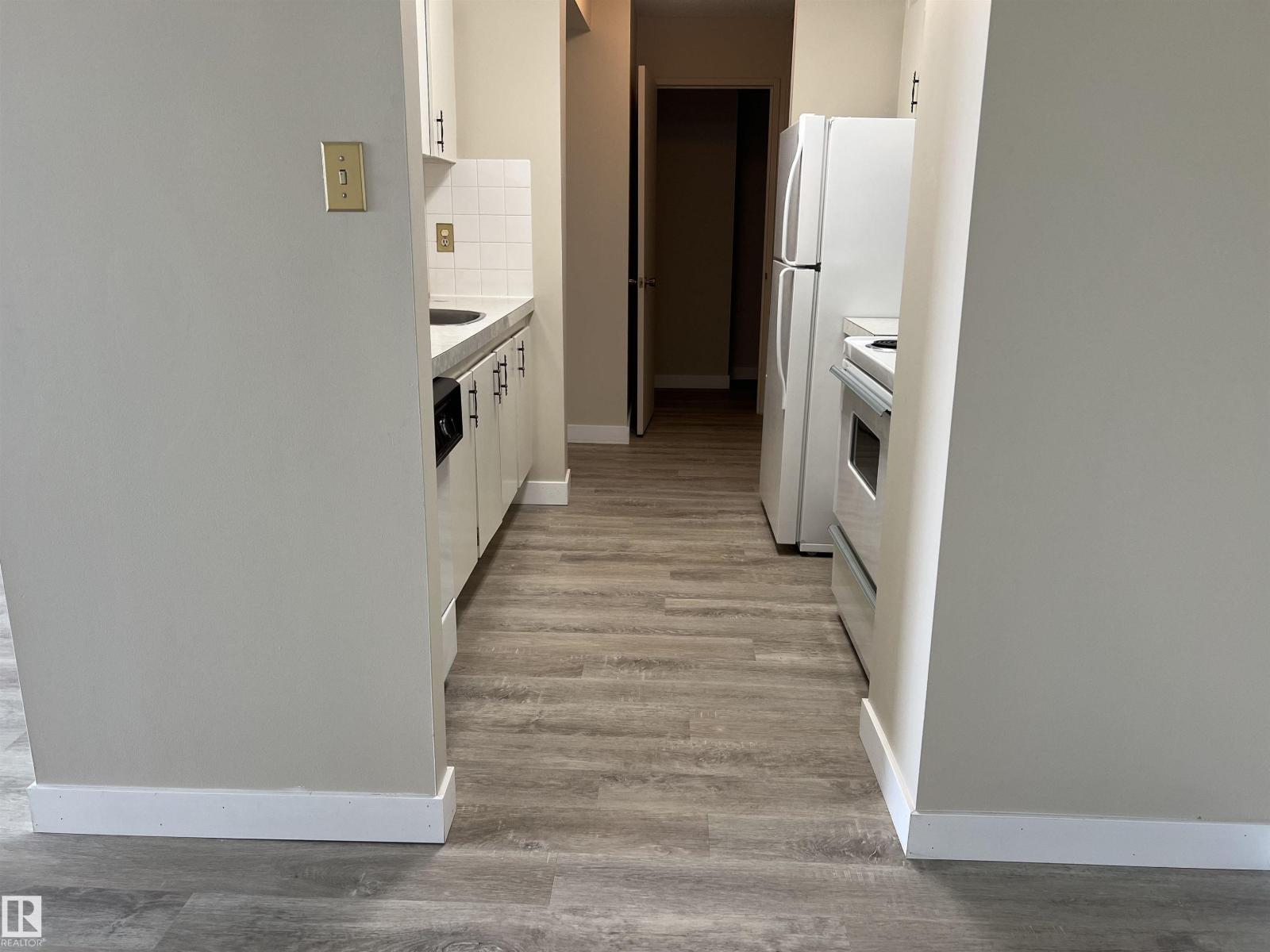 #1802 PH 9835 113 ST NW NW - photo 5