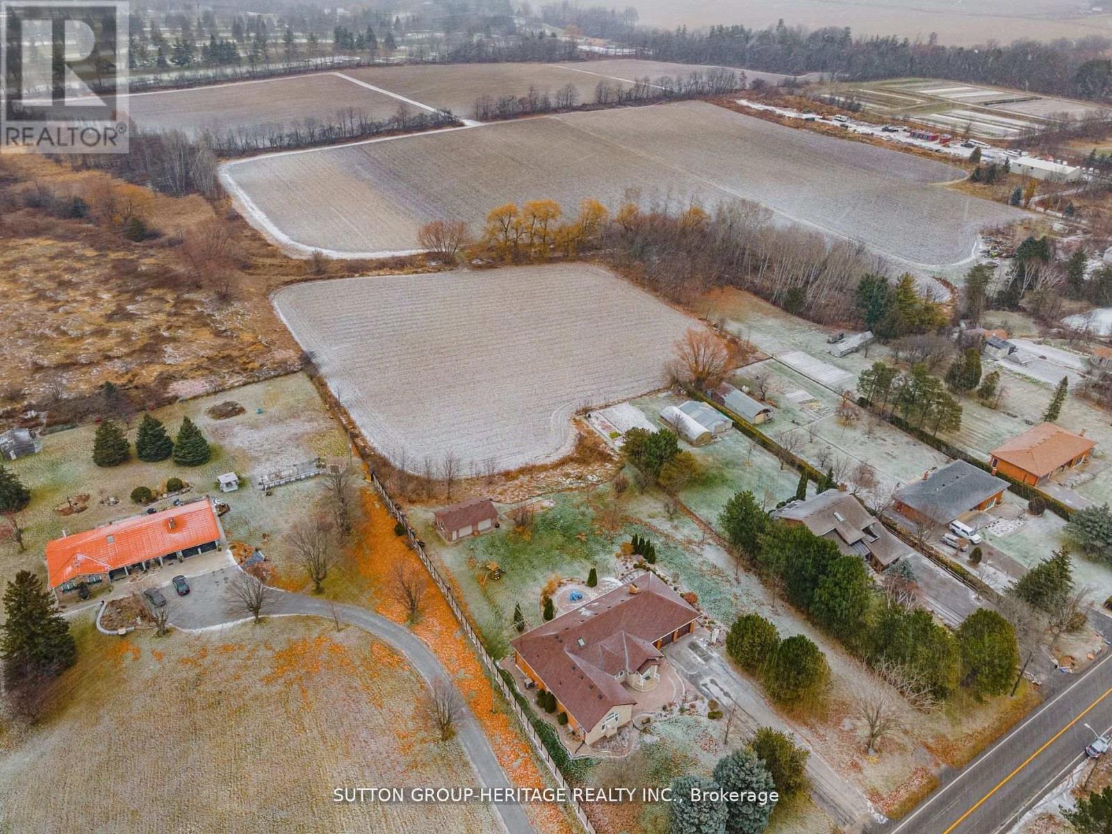 3944 19TH AVENUE - 25