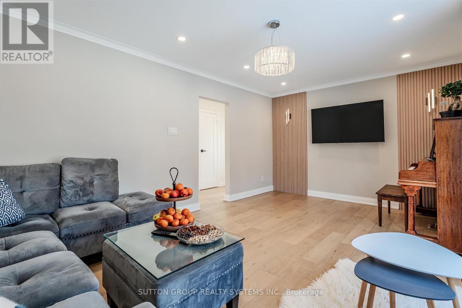 2280 WISEMAN COURT - 6