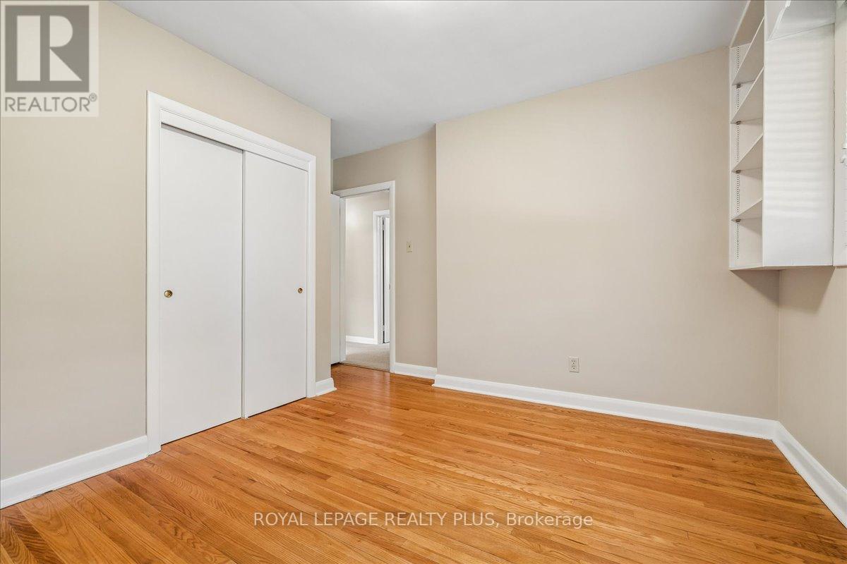 665 VANESSA CRESCENT - 24