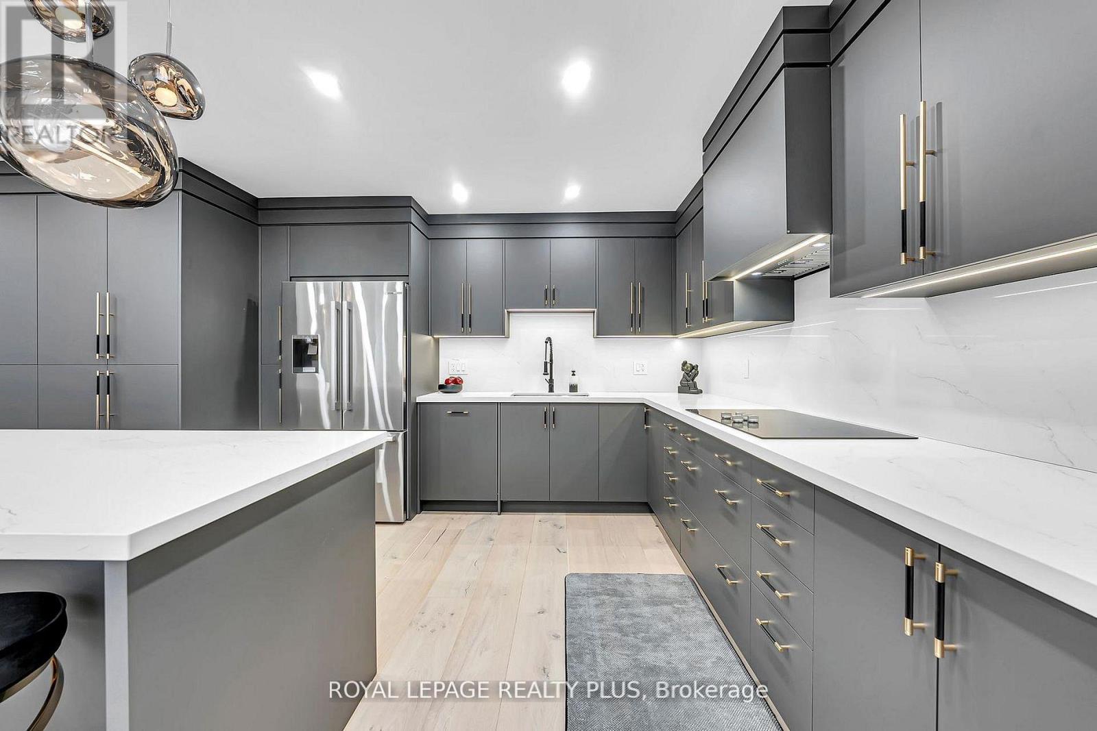4344 DALLAS COURT - 17