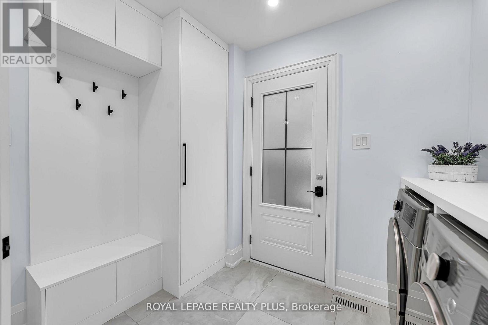 4344 DALLAS COURT - 21