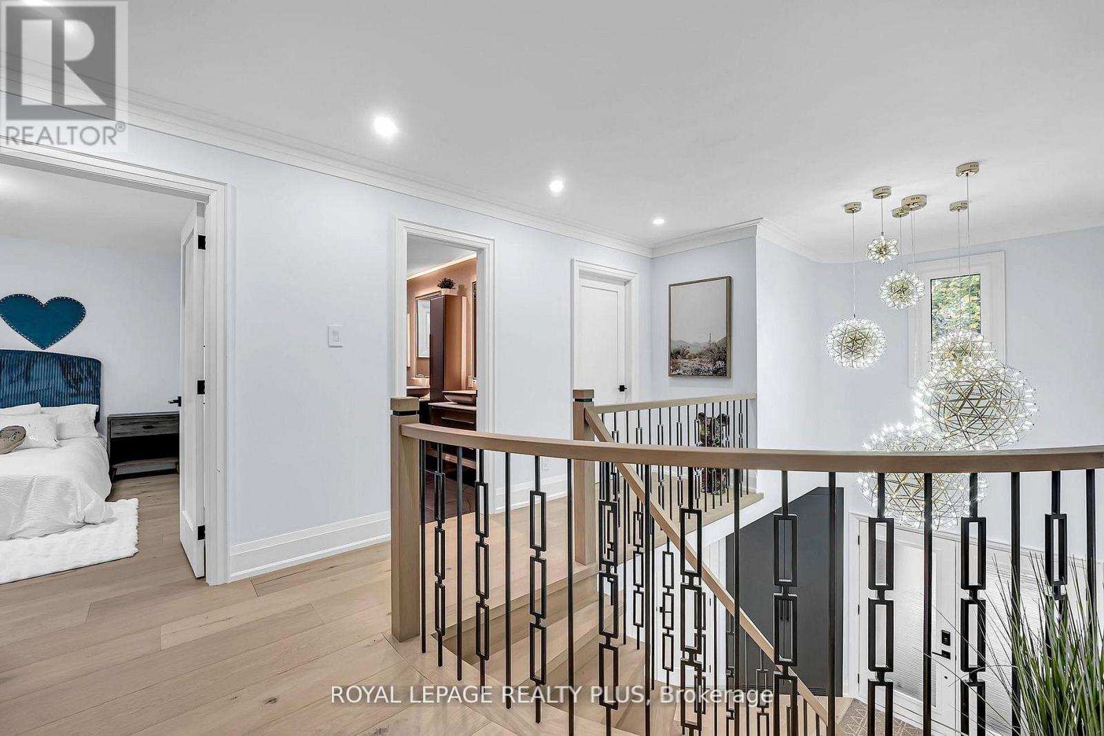 4344 DALLAS COURT - 23
