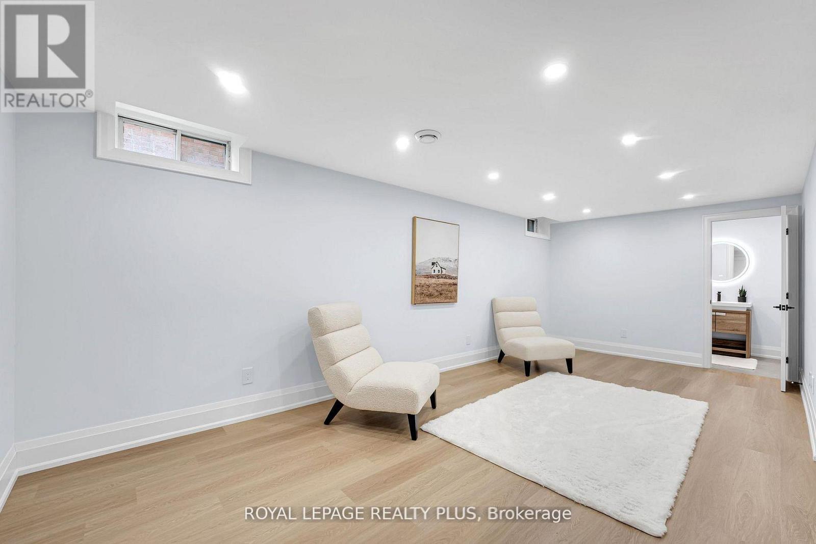 4344 DALLAS COURT - 43
