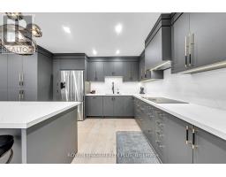 4344 Dallas Court, Mississauga, ON L4W4G7 Photo 17