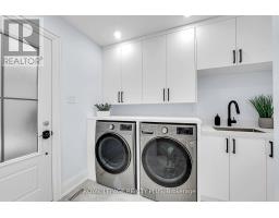 4344 Dallas Court, Mississauga, ON L4W4G7 Photo 20