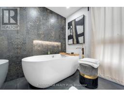 4344 Dallas Court, Mississauga, ON L4W4G7 Photo 28