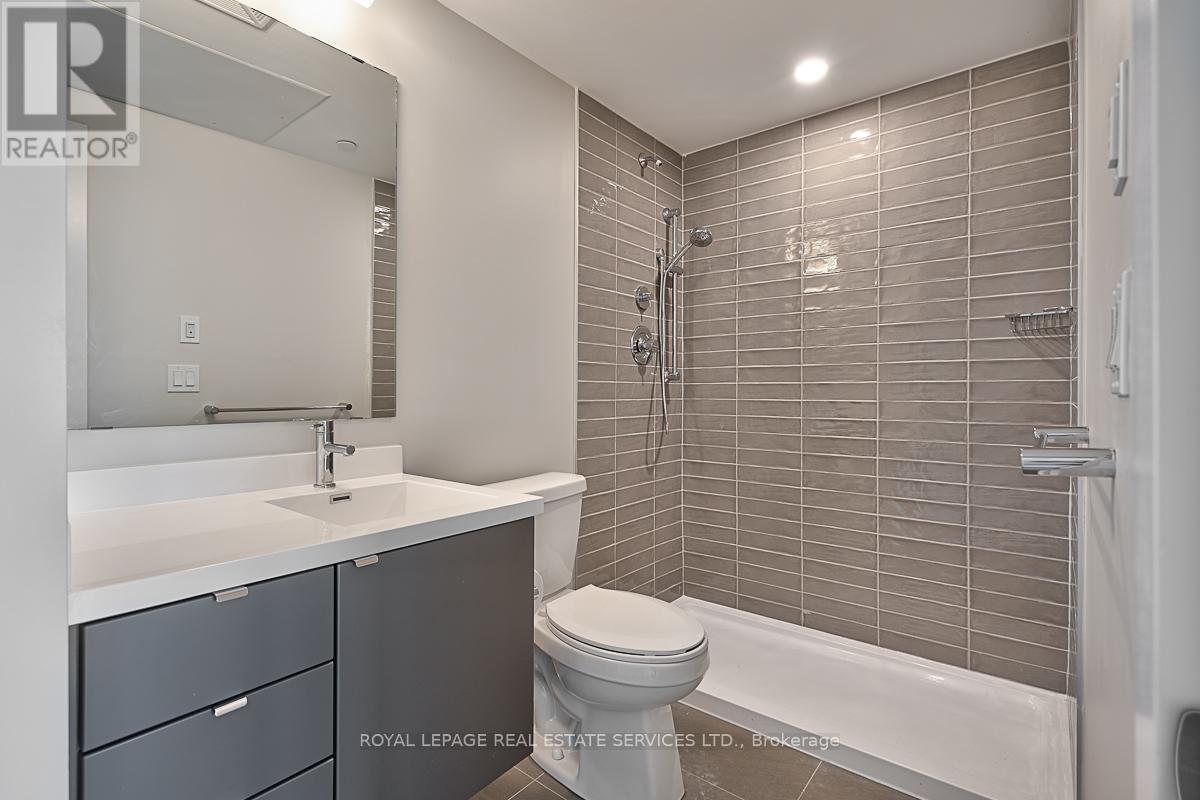 #1208 3200 WILLIAM COLTSON AVENUE - 18