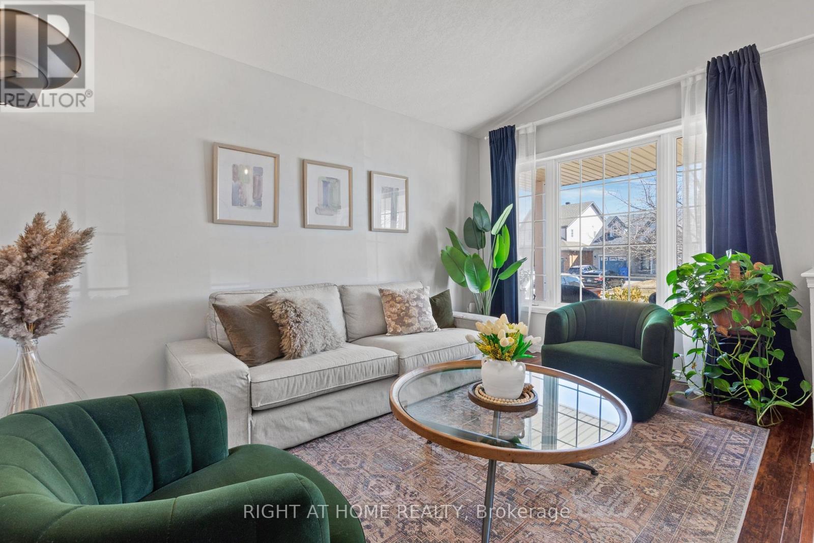 15 SETTLERS ROAD - 7