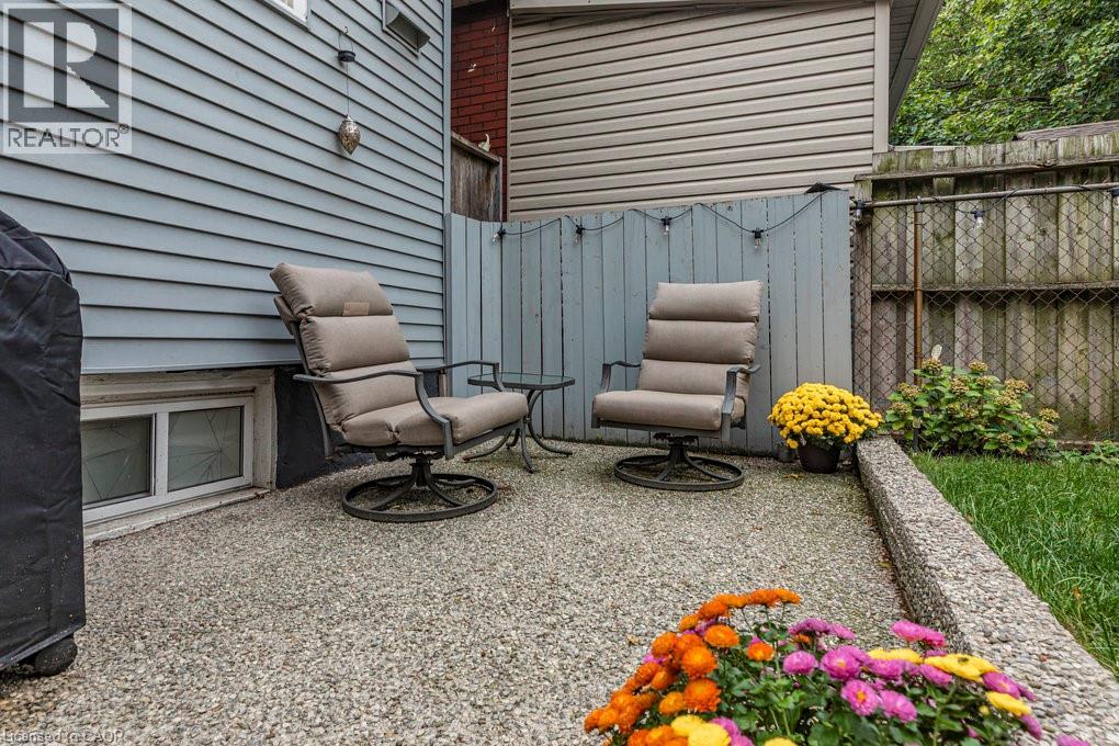 67 GAGE Avenue N - 46