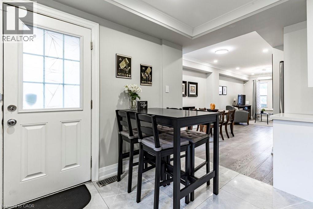67 GAGE Avenue N - 8