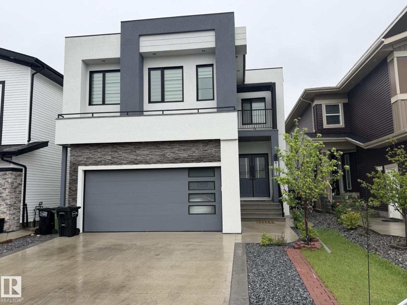 2123 18 AV NW - 1