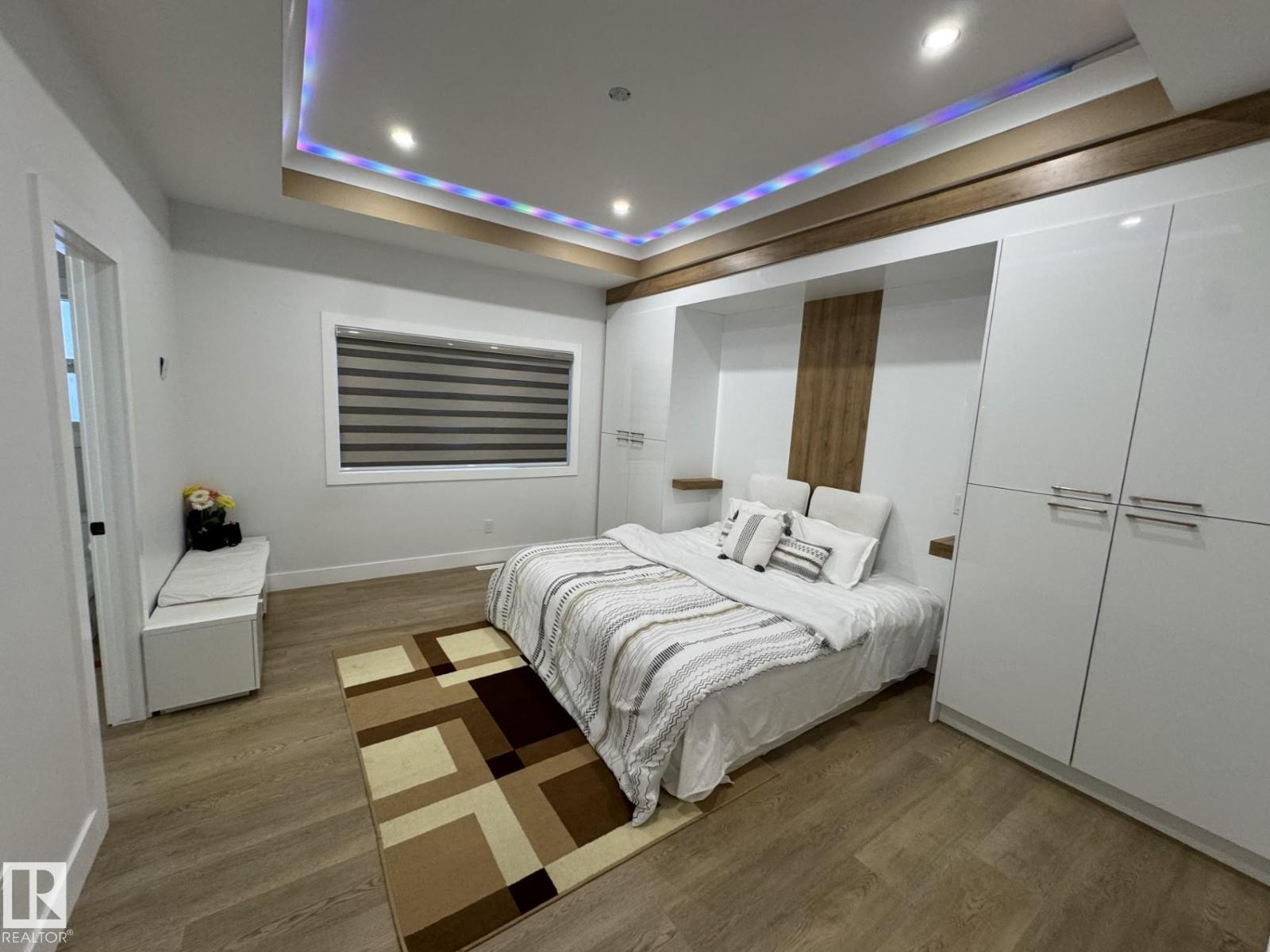 2123 18 AV NW - 21