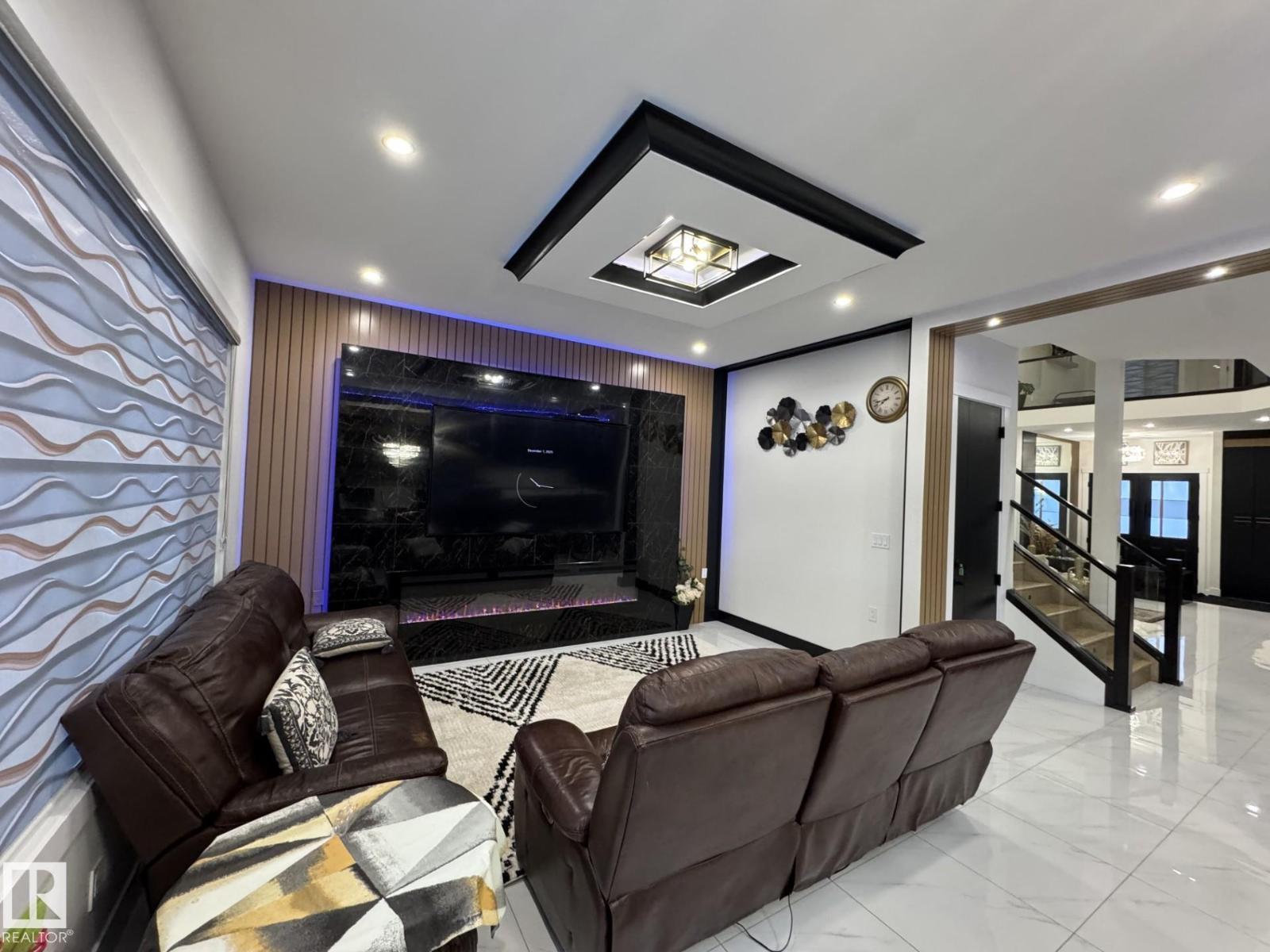 2123 18 AV NW - 12