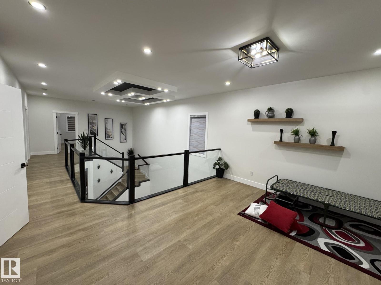 2123 18 AV NW - 19