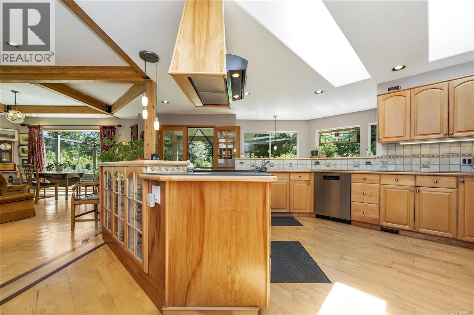 412 Isabella Point Rd, Salt Spring