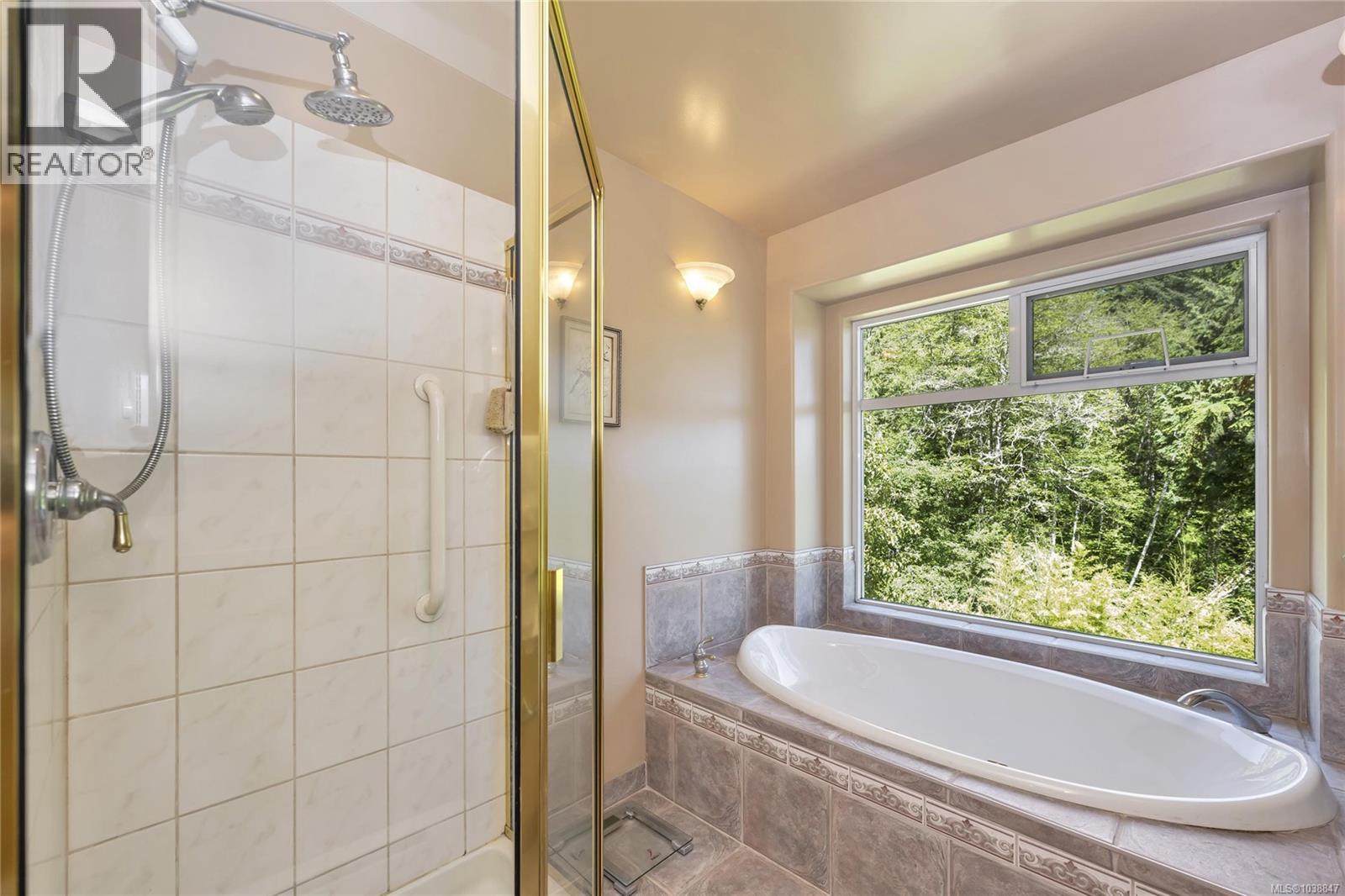412 Isabella Point Rd, Salt Spring