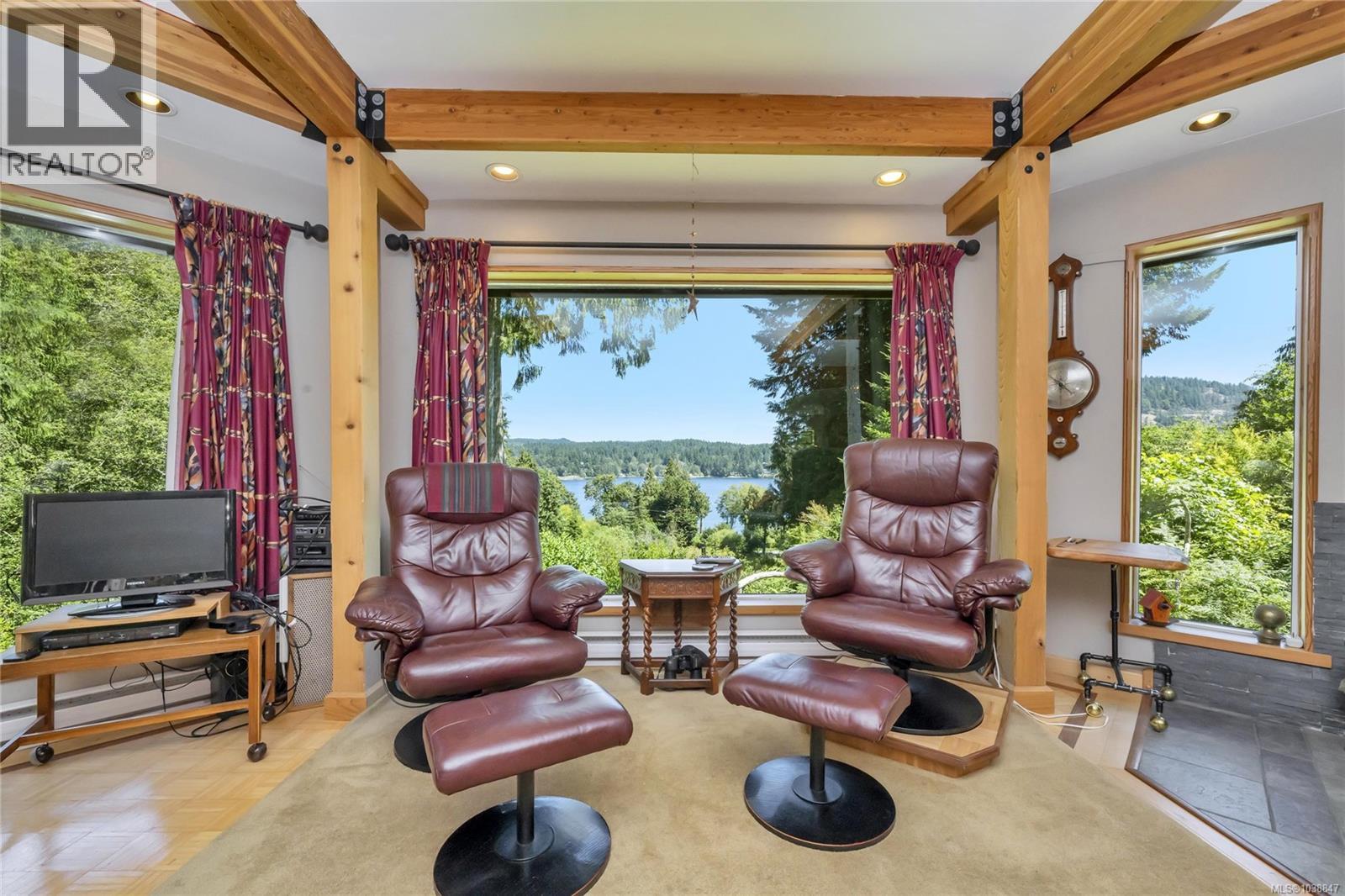412 Isabella Point Rd, Salt Spring