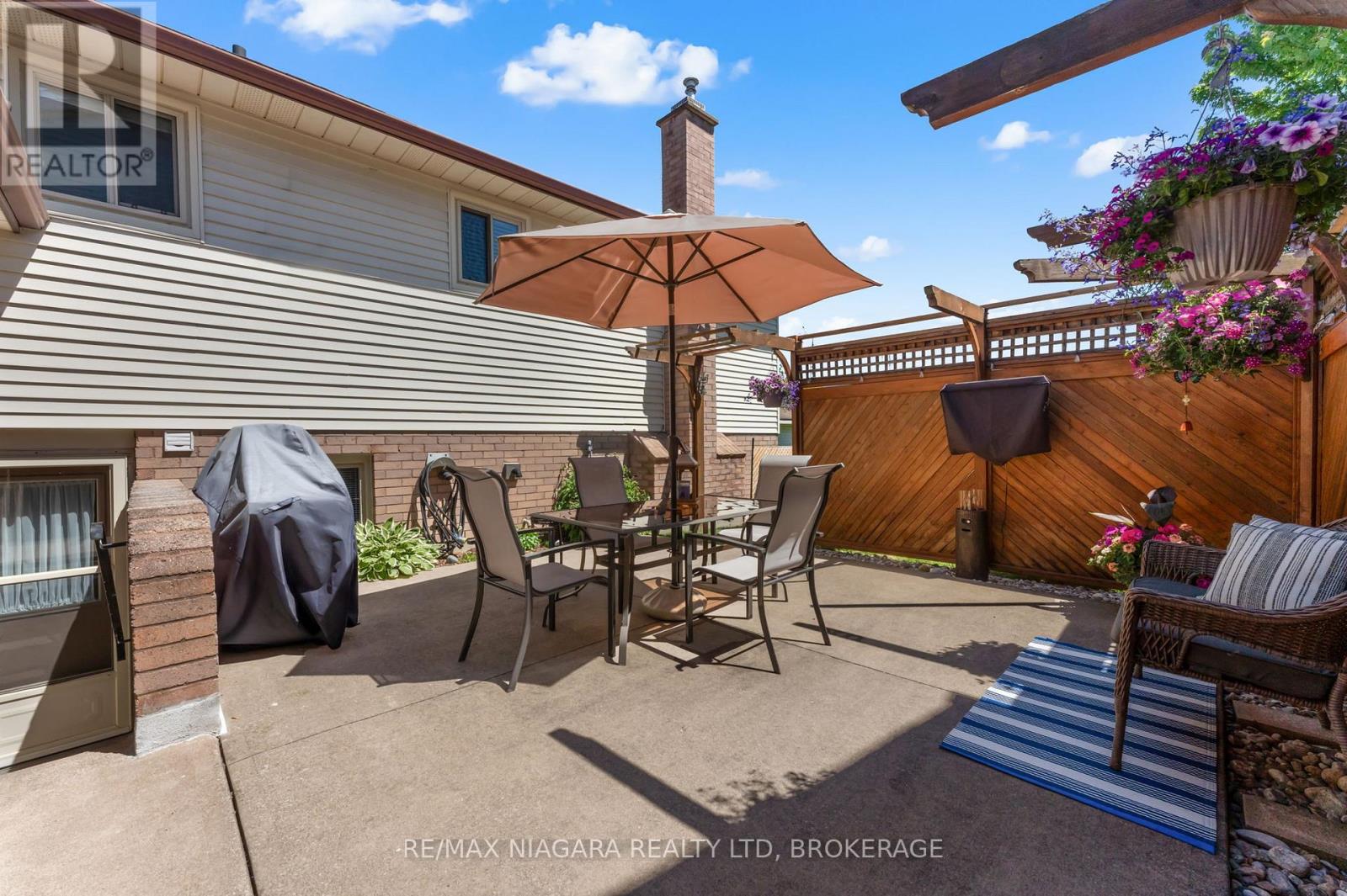 13 CORNWELL CIRCLE - 30
