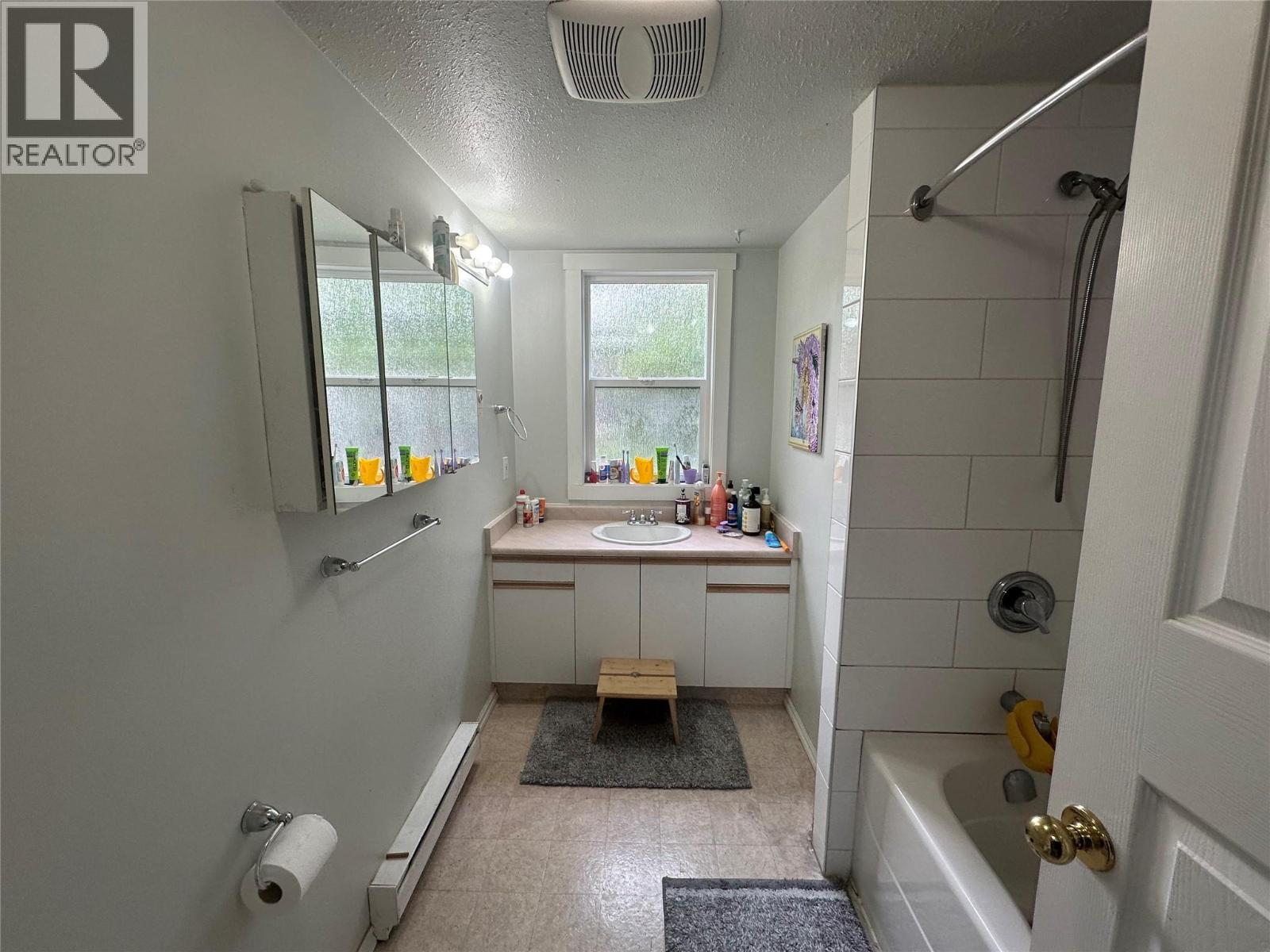 432 Wardlaw Avenue - 19
