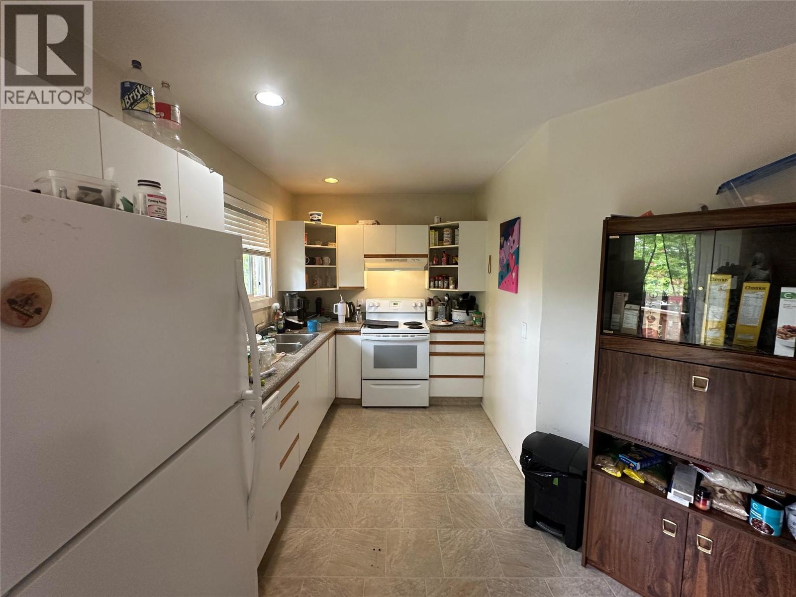 432 Wardlaw Avenue - 8