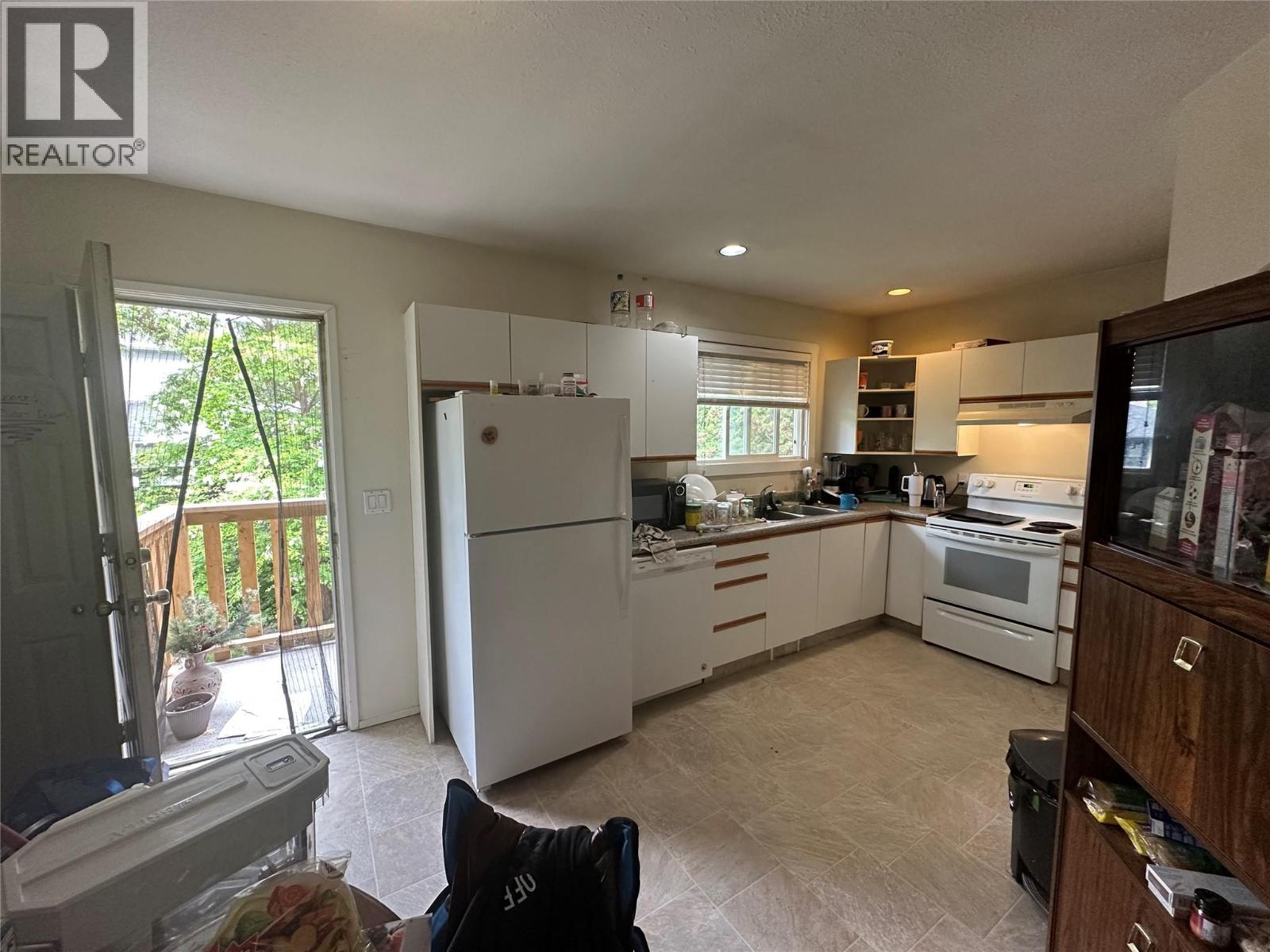 432 Wardlaw Avenue - 9