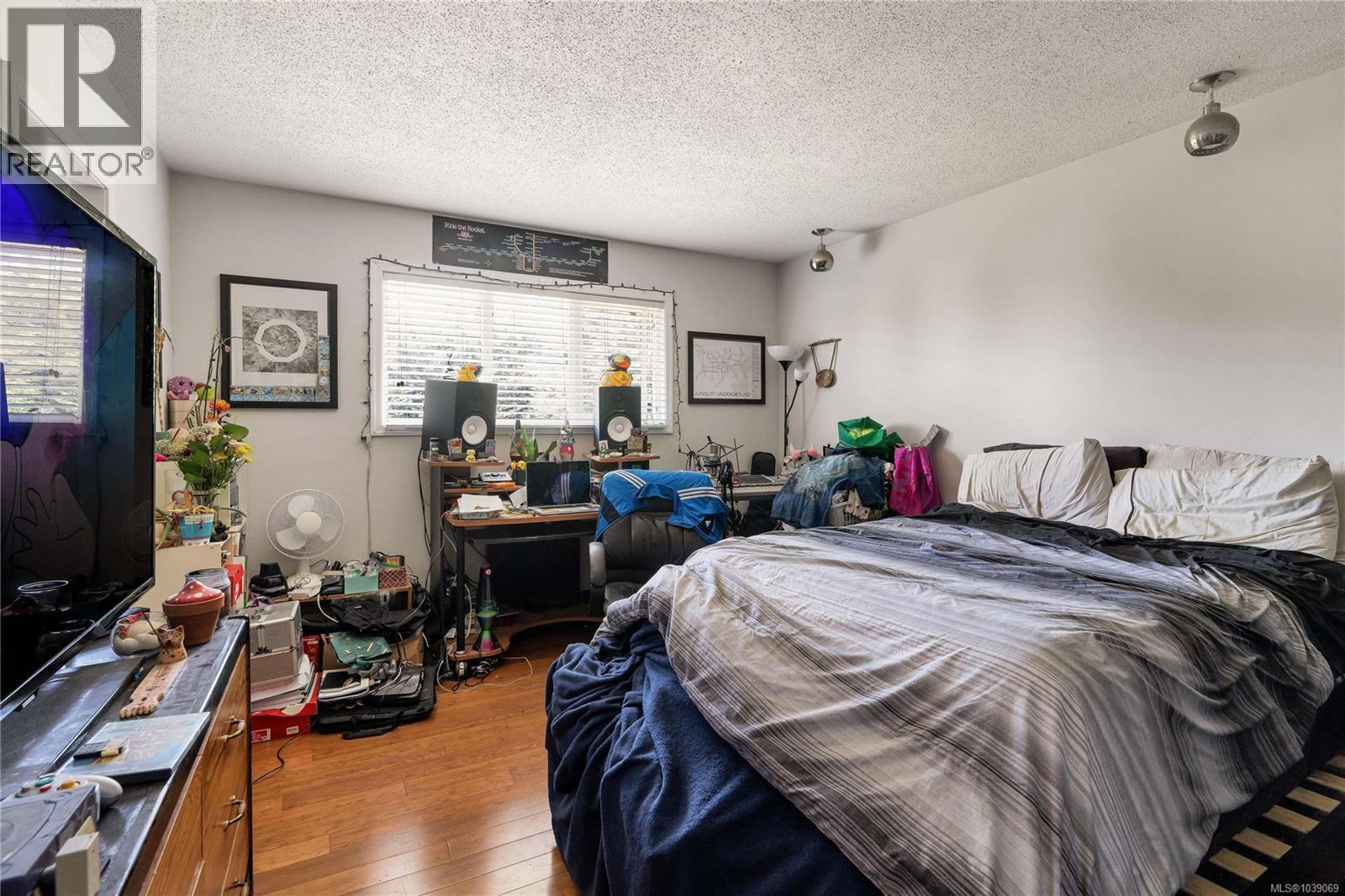 4094 Dawnview Cres, Saanich