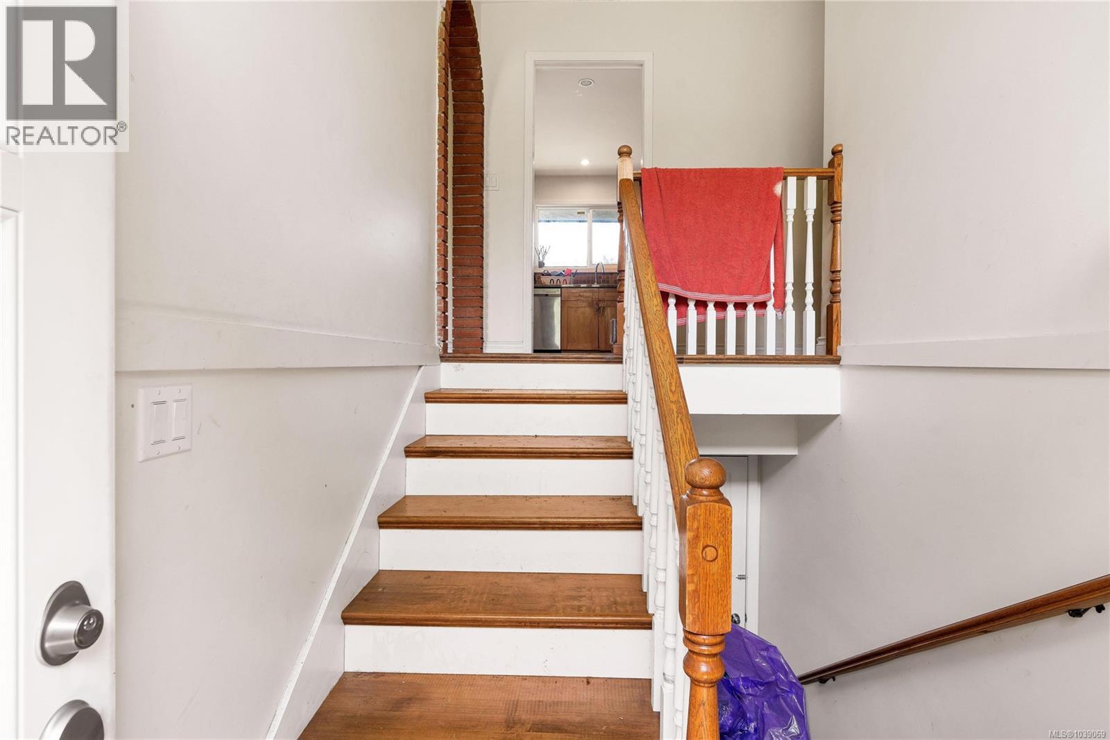 4094 Dawnview Cres, Saanich