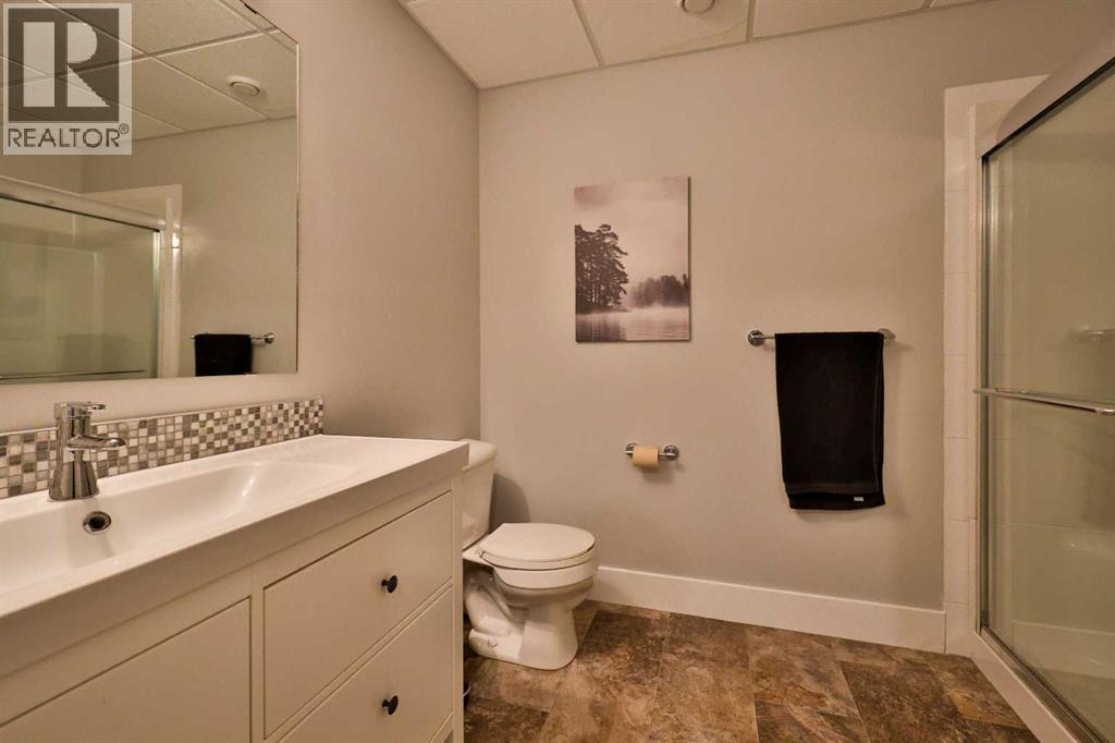739 Northridge Avenue — photo 32