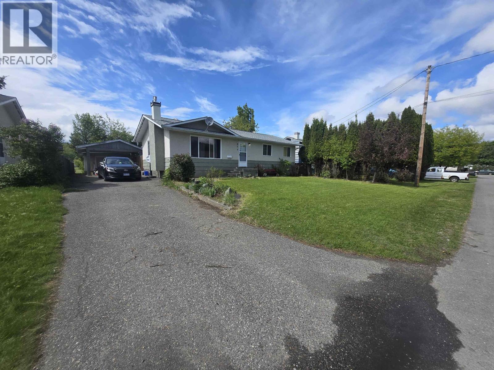 829 REYNARD STREET - 1