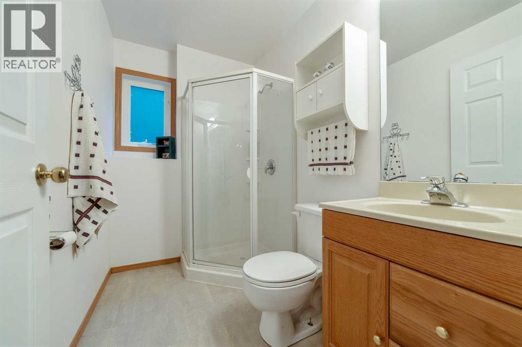 781 Red Crow Boulevard W - 25