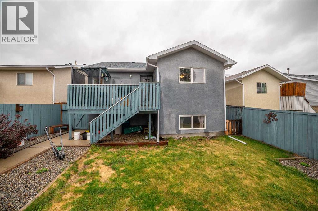 781 Red Crow Boulevard W - 35