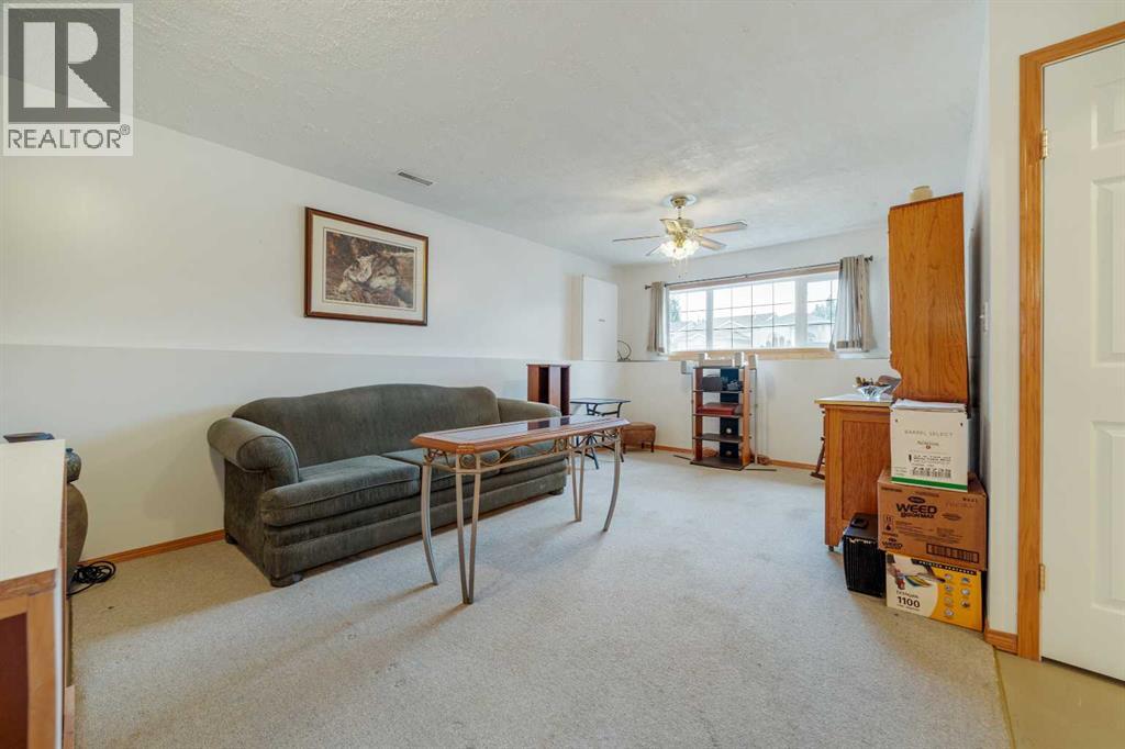 781 Red Crow Boulevard W - 20