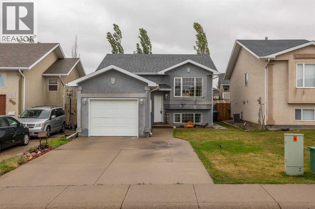 781 Red Crow Boulevard W - 1