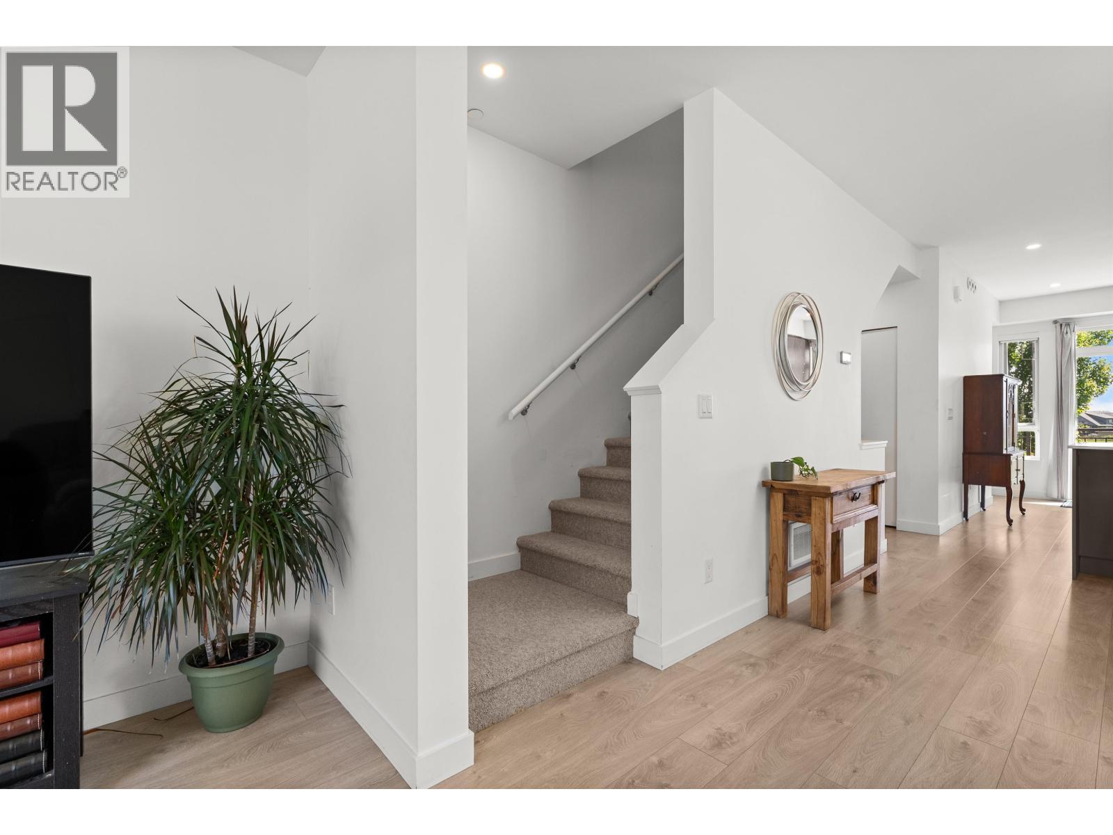39 4292 WOLF WAY, Tsawwassen