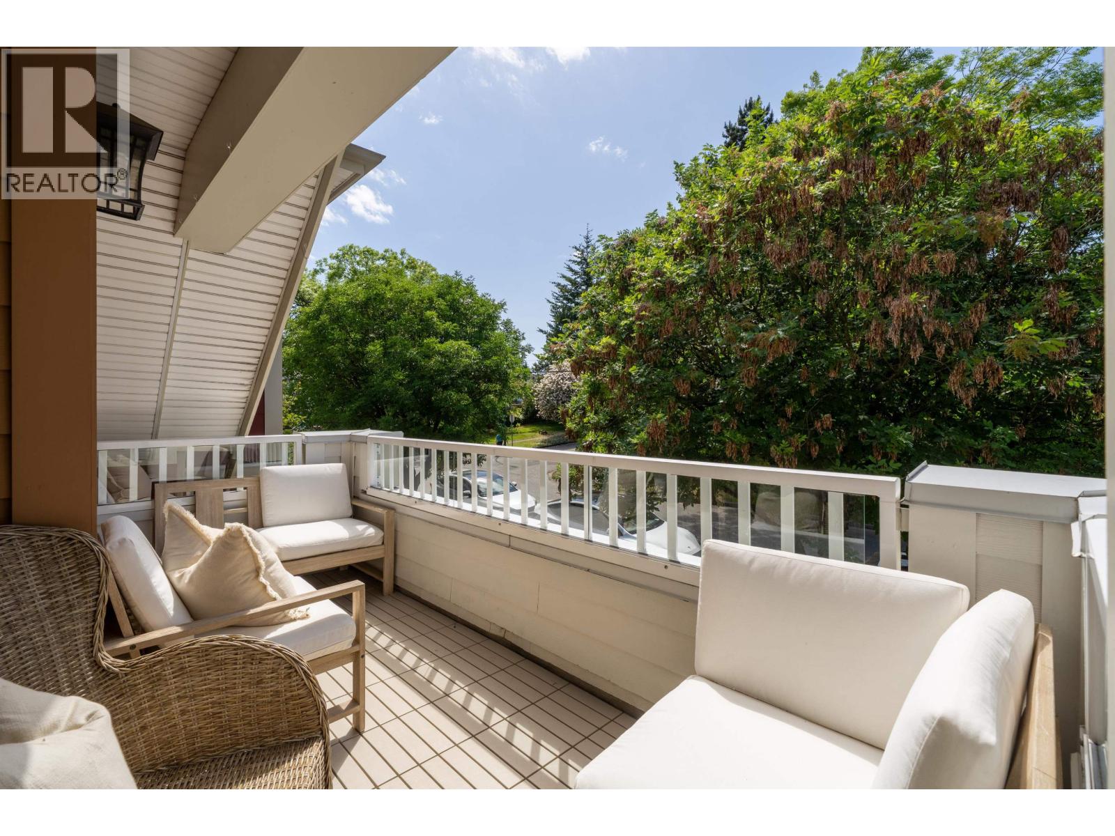 2470 SASAMAT STREET, Vancouver