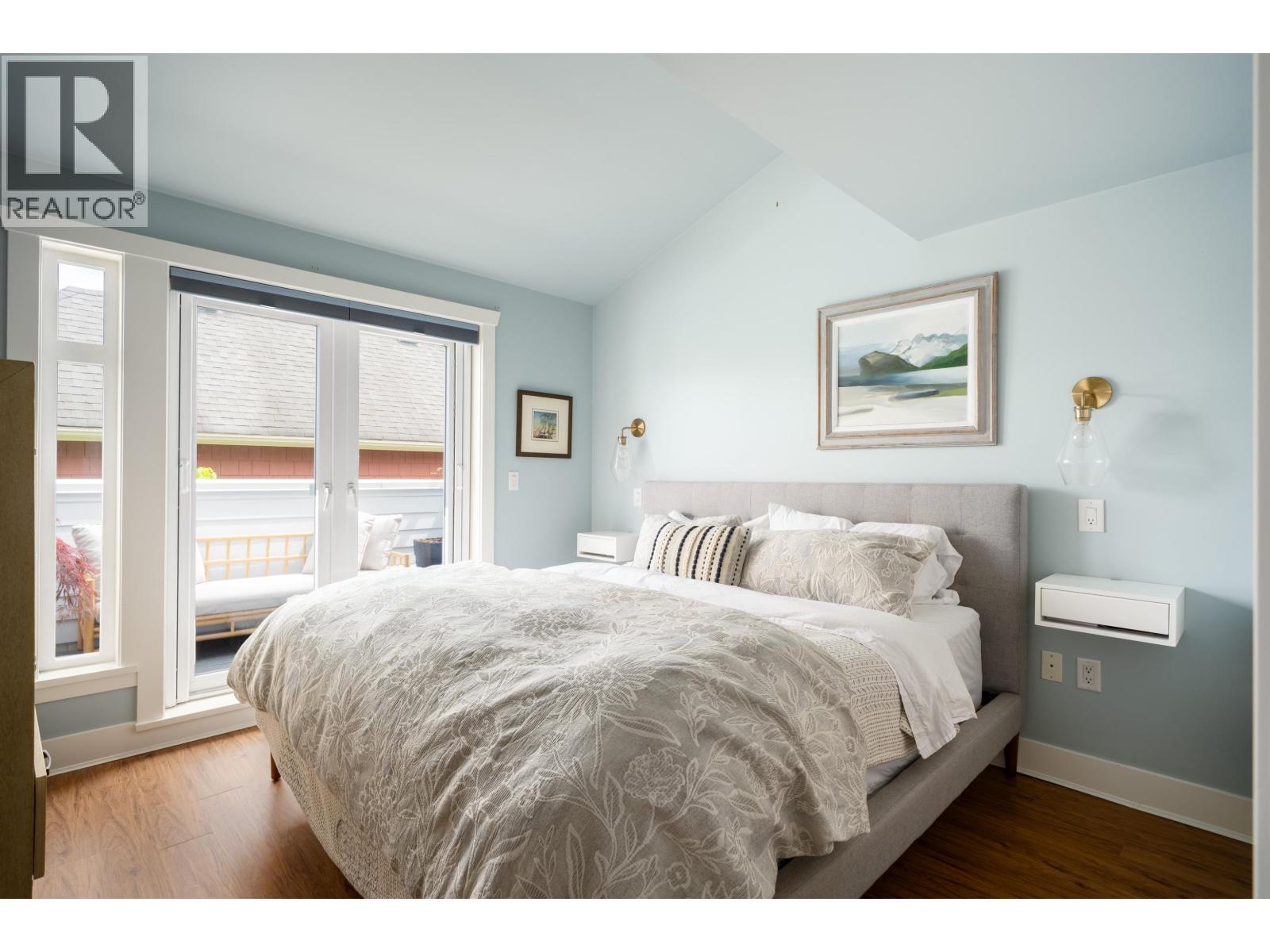 2470 SASAMAT STREET, Vancouver